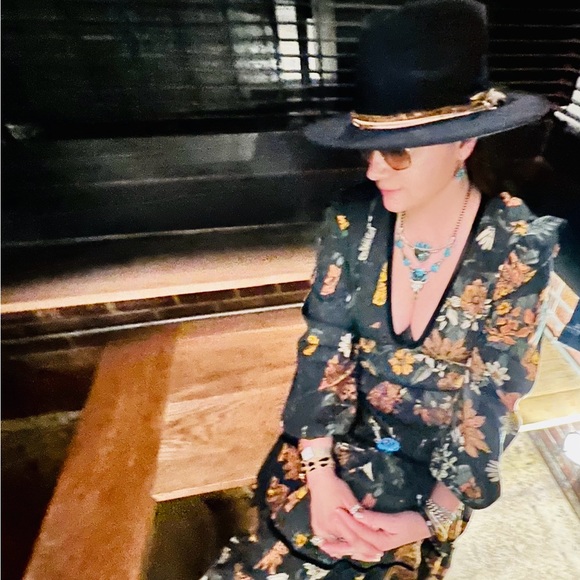 About Me - Picture 13 of 16